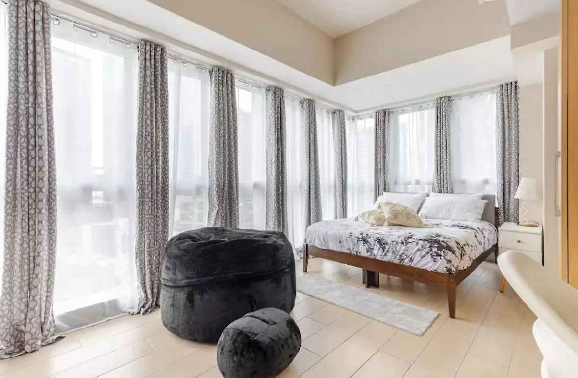 Bgc Taguig Uptown 3Br Corner Unit With Pool View, Bath Tub, Wifi, Beside Landers Bgc Aparthotel Manila