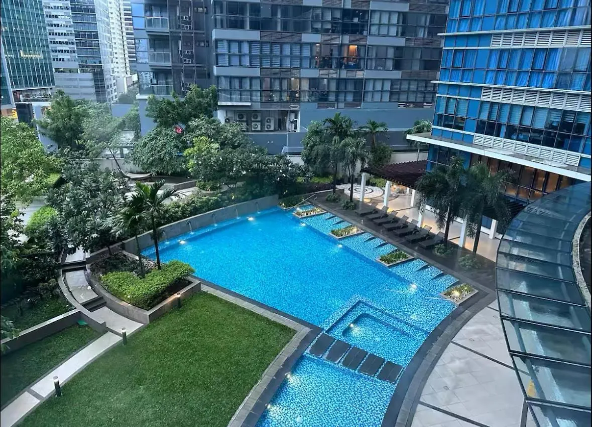 Bgc Taguig Uptown 3Br Corner Unit With Pool View, Bath Tub, Wifi, Beside Landers Bgc Aparthotel Manila 0*,  Philippines