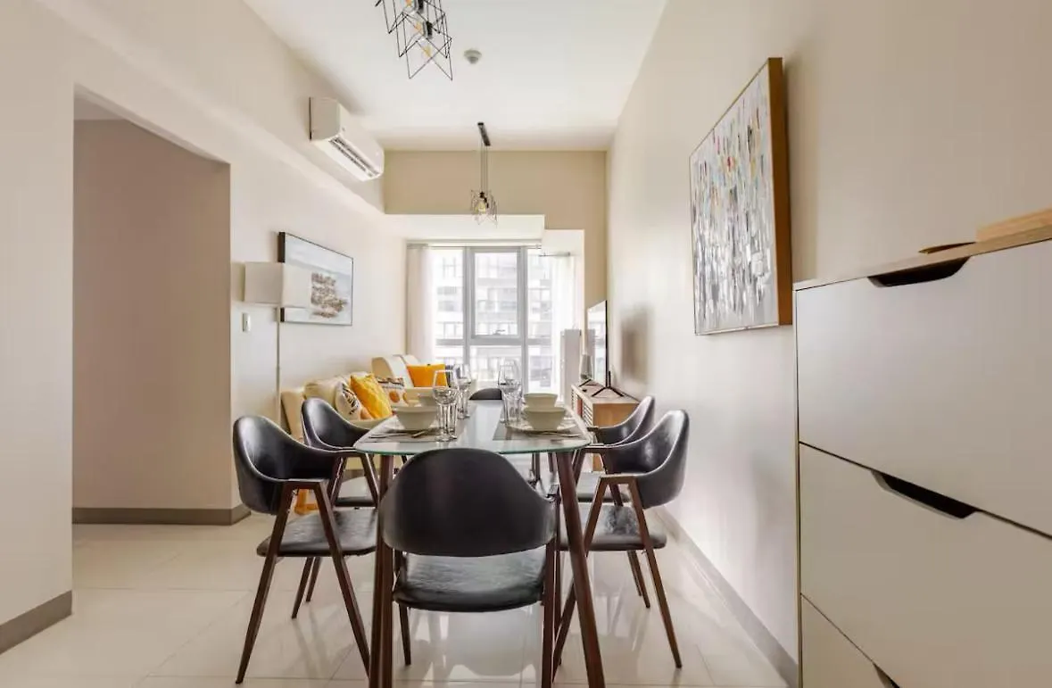 Bgc Taguig Uptown 3Br Corner Unit With Pool View, Bath Tub, Wifi, Beside Landers Bgc Aparthotel Manila Philippines