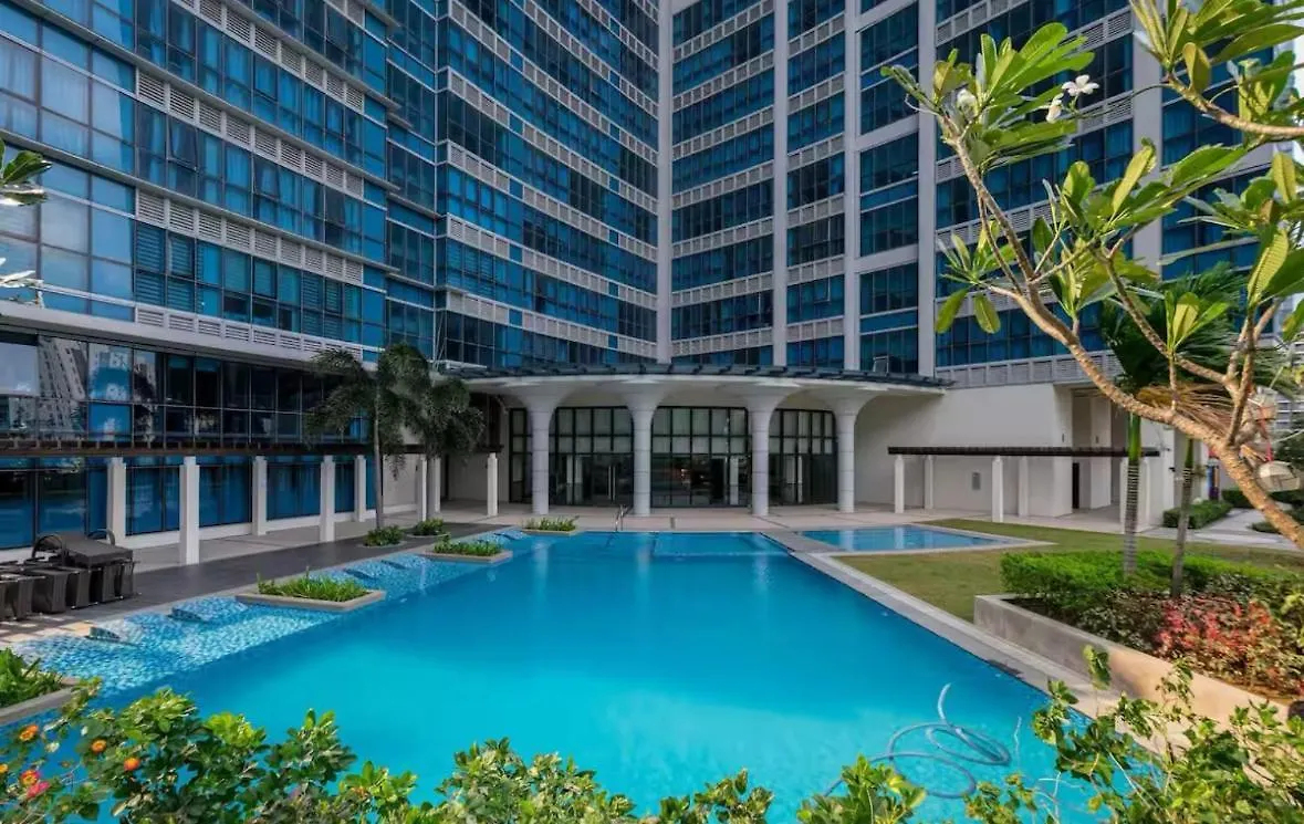 Aparthotel Bgc Taguig Uptown 3Br Corner Unit With Pool View, Bath Tub, Wifi, Beside Landers Bgc Manila